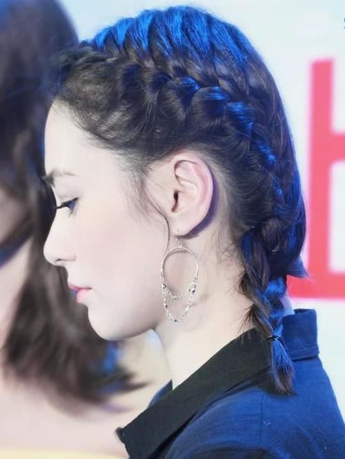 #将头发扎起来#你是“披头发”好看,还是“扎头发”好看?关键看这3点!