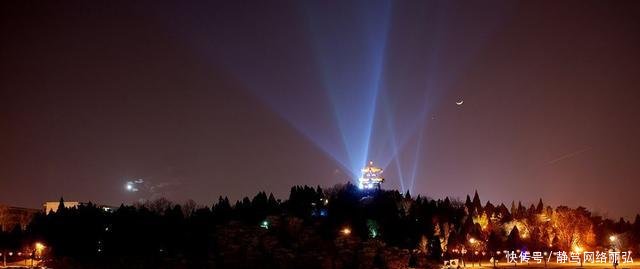 中国最低调的地级市, 由镇升到县级市, 最后升到地级市