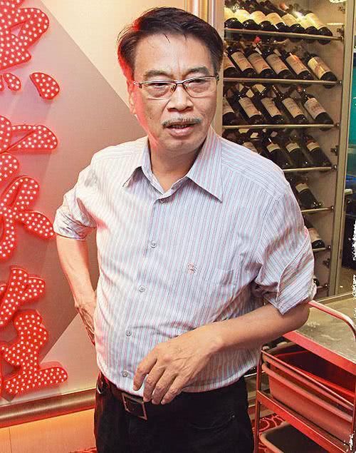 谢楠外婆去世吴京被放黑白照，这些明星也曾遭遇“被死亡”