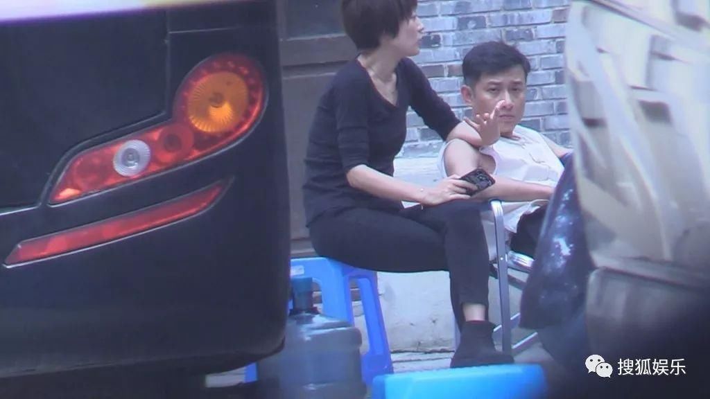 娱乐日报|媒体人章文被曝性侵女生;吴亦凡下场撕虎扑;潘石屹儿子