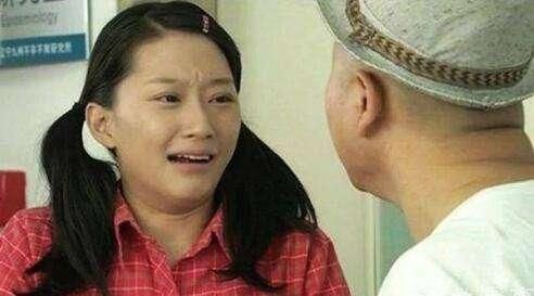 『不土』还记得《乡村爱情》刘英吗现实中一点都不土,肤白貌美不敢认