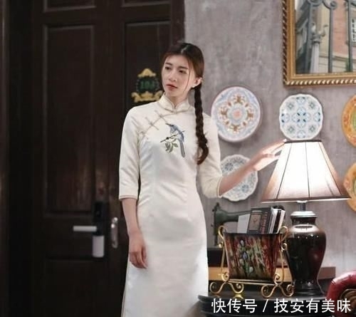 传统■传统旗袍太老气?不妨试试升级版旗袍裙,时髦优雅,太适合春天穿