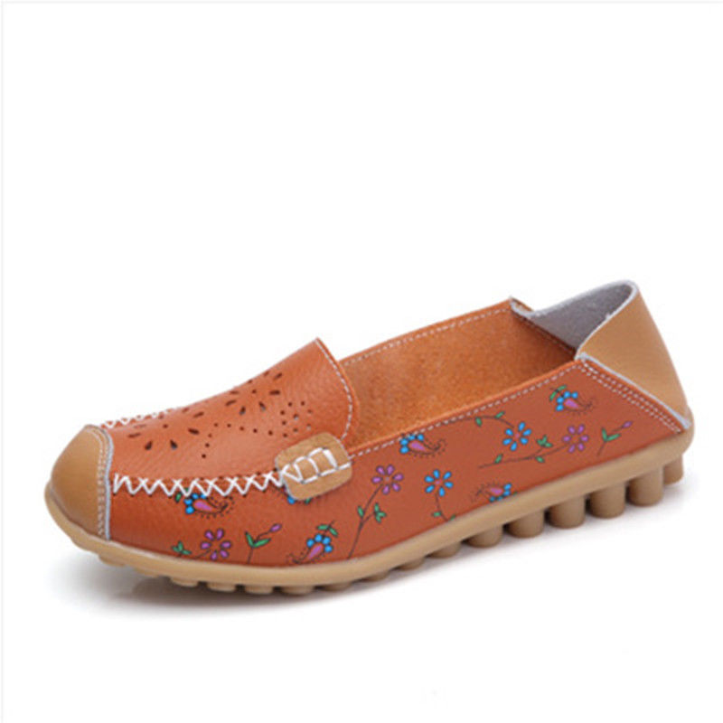 有种鞋叫“软底鞋”很适合45岁以上的妈妈穿，洋气百搭还不累脚