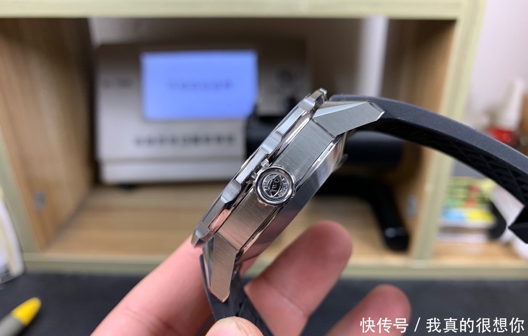 「打造」万国海洋时计，从不同元素的碰撞中汲取灵感，打造完美腕表