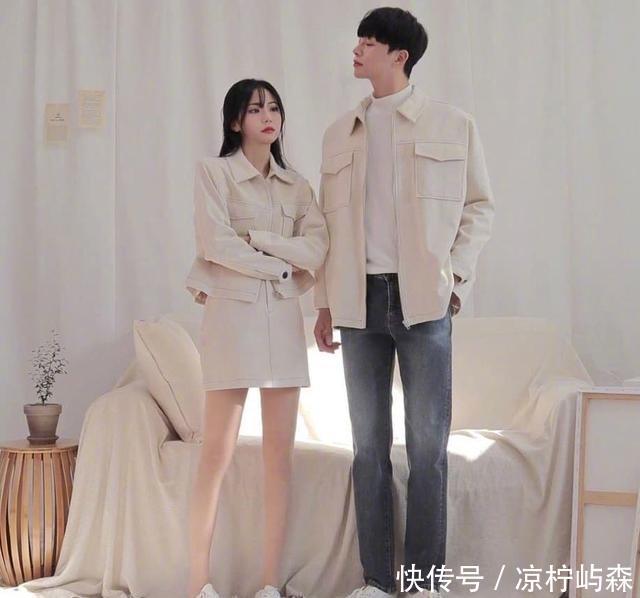  色休闲裤■热恋期情侣这样穿“早春情侣装”，出街刷爆回头率，甜炸了！
