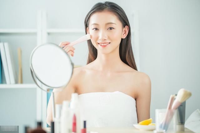  [经验]生活小技巧——美白，去痘斑，长高，化妆经验大总结！太全了！
