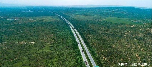  「绿洲」中国30年治沙才将沙漠变绿洲，现在却有了更大问题，这