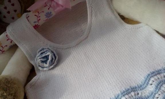 漂亮的凤尾花图案女童背心裙，简单易织，附教程图解