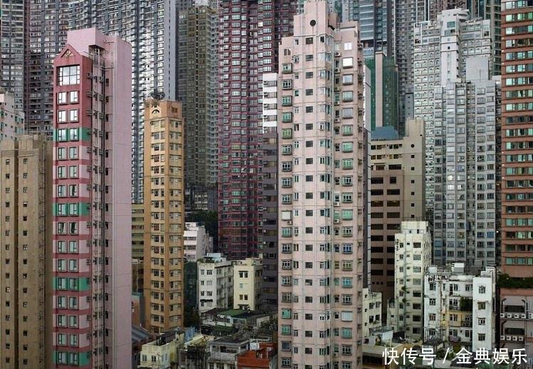 真实香港蜗居房 4平米的空间住下一家4口