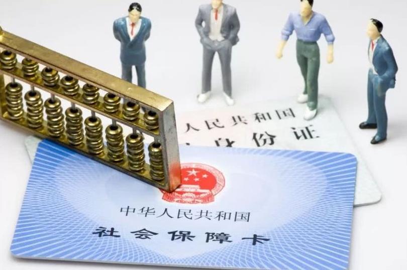 单位签合同时说只交五险没公积金，解除劳动合同时能要求补偿吗？