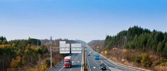  [高速]为什么都说跑高速要逢三必进？听老司机一分析，后悔没早