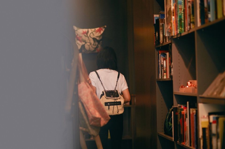 周迅为香奈儿拍的这组大片，自在如风，难怪一直受老佛爷青睐!