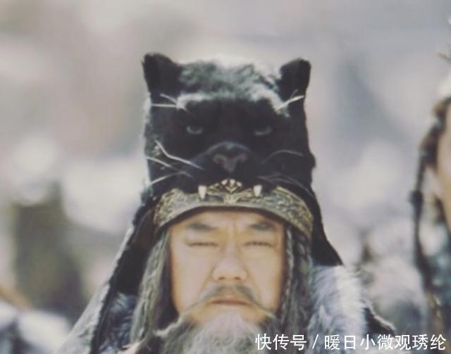  「青阳部」《九州缥缈录》中，青阳大君为何戴着黑豹帽子