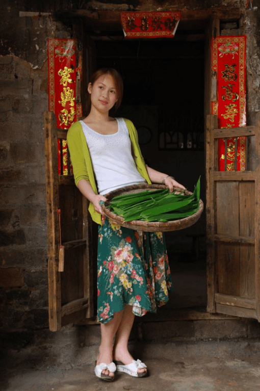 看看农村的姑娘，一点都不比城里差，好想回农村