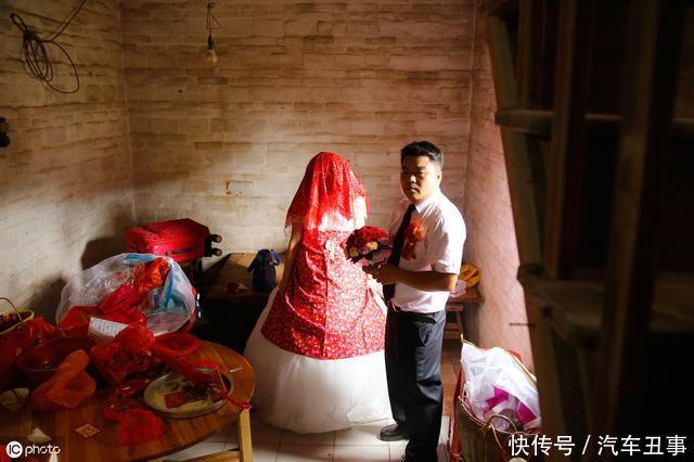 继天价彩礼之后，农村结婚又有了新标准，男方要有三边一响