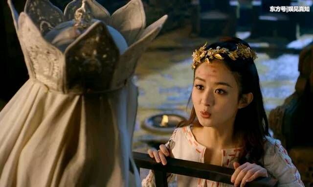 赵丽颖被“神秘人”送蛋糕，网友猜测已当妈其实真相是这样的