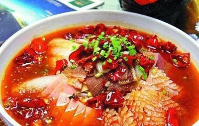  『脏东西』鼻子两侧挤出的脏东西是什么？该怎么祛除？了解下