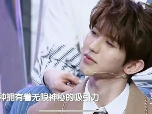  「许佳琪」青你2学员杠上导师许佳琪快本开口这一刻，蔡徐坤表情意味深长