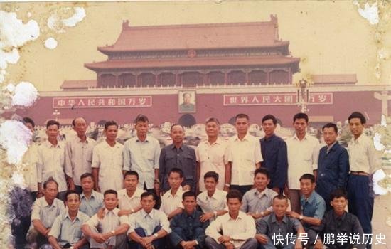 上世纪80年代的中国人是这样旅游的, 看完令人心酸