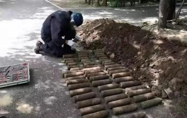 惊心！香坊劳动公园挖出一大堆炮弹，足有56枚！放心，已送去销毁