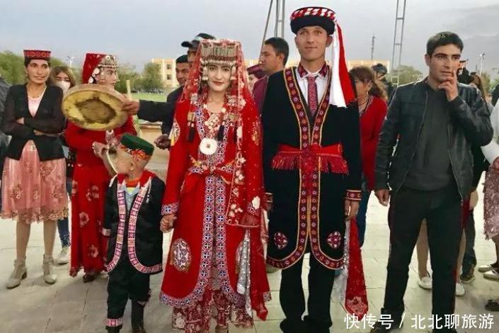 我国仅有的白人民族，这里盛产美女，可惜不嫁外族人！