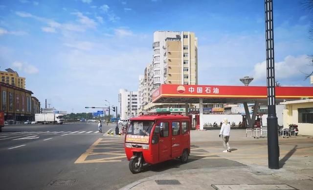 “非标车可以上牌了?”假的!东海一男子因散布虚假消息被拘留!