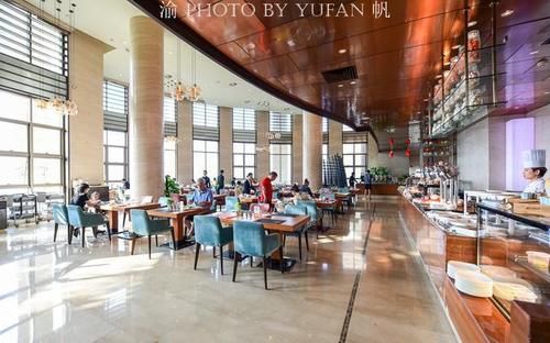 国庆到重庆玩，与其去网红景点挤人潮打卡，不如来这里好好度个假