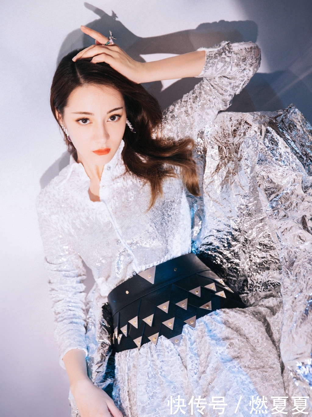 『性感』美女图集,第770期:性感时尚,图几小姐姐,你会更喜欢呢?