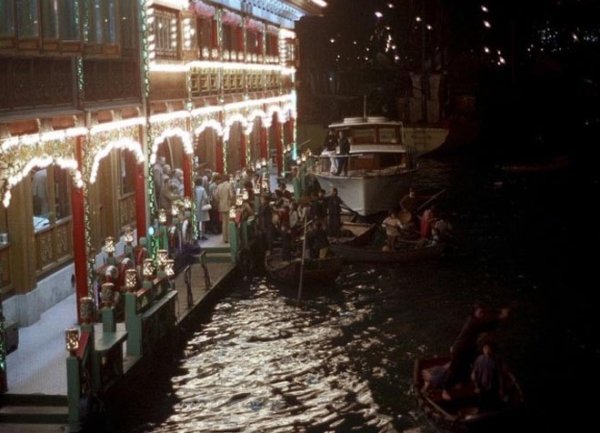  #镜头#老照片：镜头下40年前的“不夜城”香港