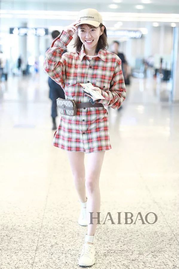 晴格格王艳让人不敢认!杨烁老婆原来是她…【海报街拍】