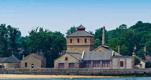  「威海」中国一座城市，干净得连日本人都啧啧称赞，国人在这里