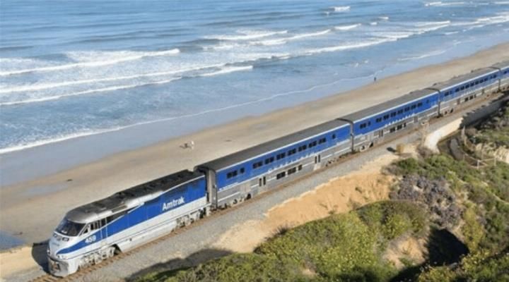 美国为什么没有高铁? 看看美国的火车, 再看看中国的高铁