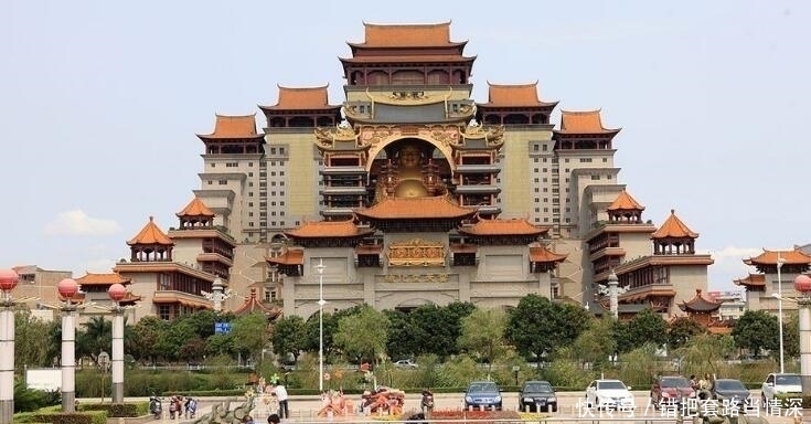 广西最奇怪的“宫殿”，前后花了20亿修建，却不知道投资人是谁