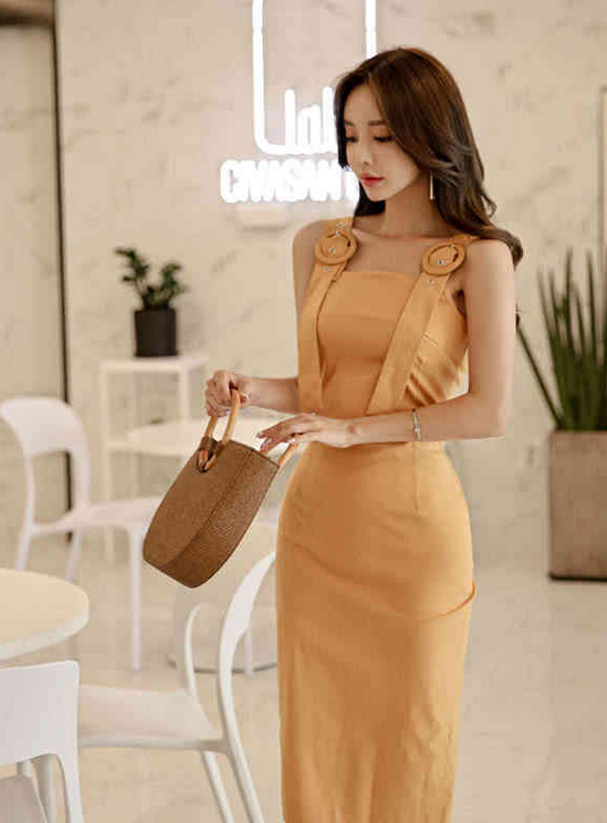 孙允珠甜美蜂蜜暖色橘融吊肩知性裙