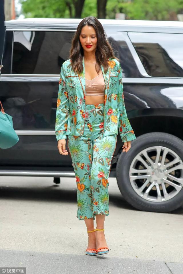 时尚圈宠爱的睡衣风，和睡衣真不同