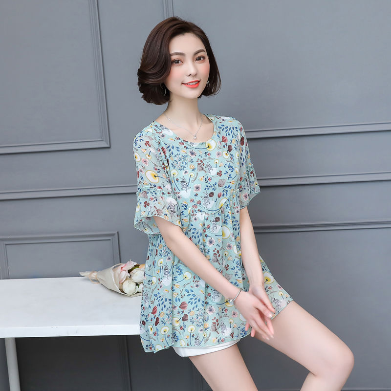 今年流行碎花雪纺衫!上身特别显瘦，女神气质一览无余