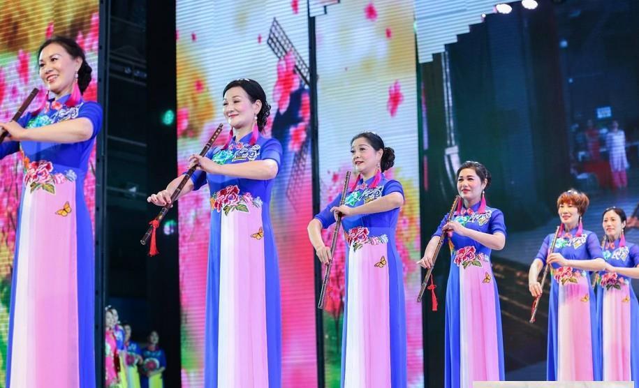 来苏州不要再去乌镇了,这个小镇更值得去,连外国人都吸引过去了