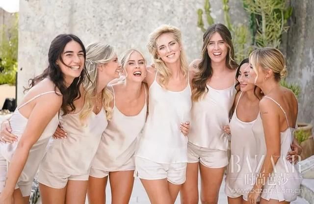 她们的幸福太“刺眼”，说这样的婚礼我一点都不羡慕，你信？