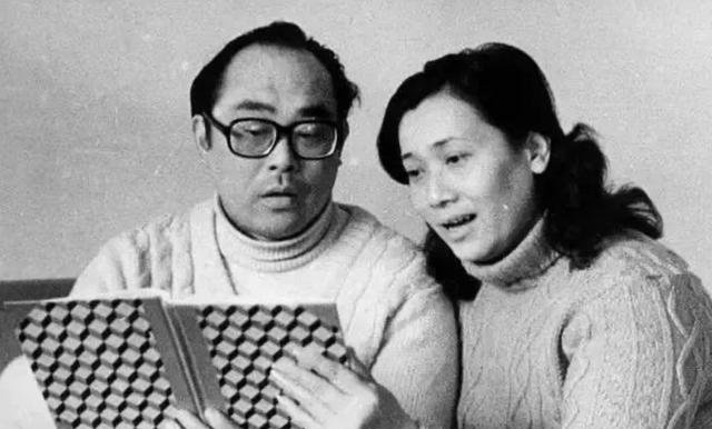  #去世#她红过李谷一，一生演唱800多首歌，丈夫去世，将骨灰放在卧室