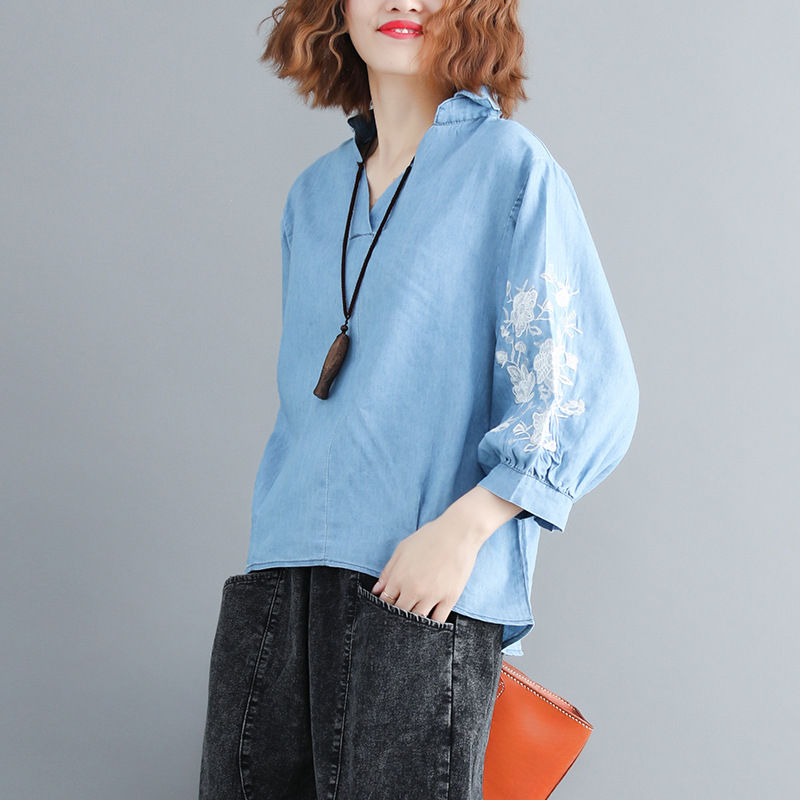 个子不高的女人少穿裙子，试试艳阳衫+短裤，不要高跟鞋也很美