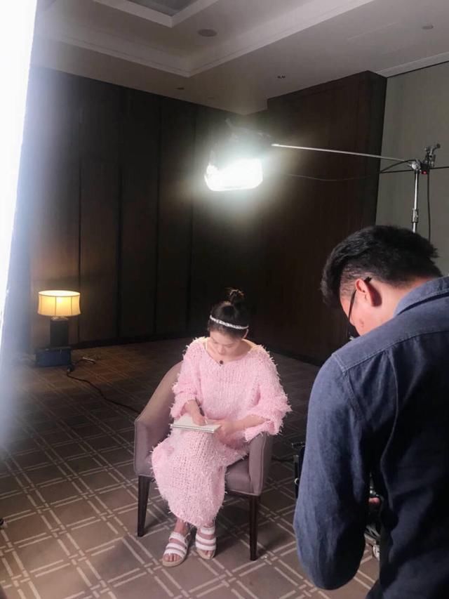 马思纯开工都这么美，这也就是她能驾驭 网友：我穿真叫买家秀