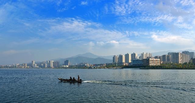 “十万山东人游重庆”自驾采风宣传推广走进“帅乡帅湖，开心开州