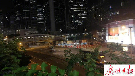 本应车水马龙的香港街道 如今怎一个冷字了得