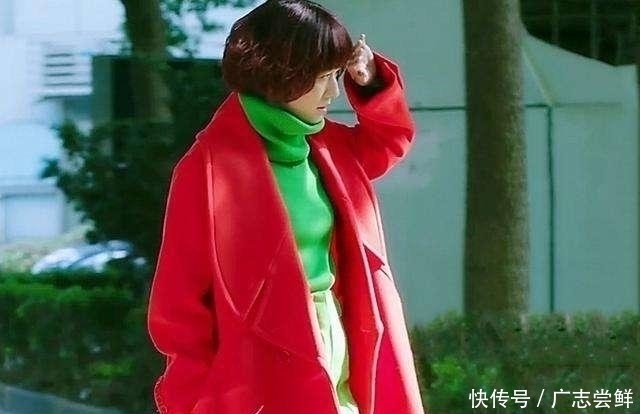  女人■马伊琍穿的“大衣”火了！内搭毛衣时髦又保暖，适合40岁女人
