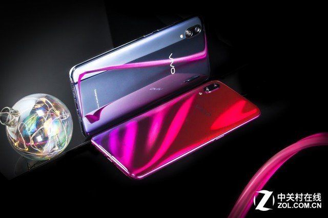 颜值超高的vivo X23 用了这些“化妆品”