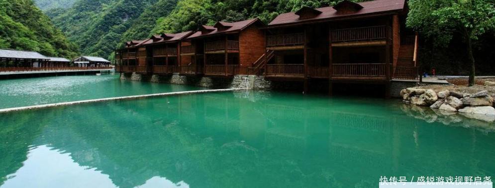 刚升5A就被摘牌, 游客大跌唯独票价坚挺! 来看看是重庆哪个景区?