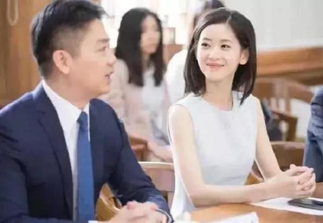 刘强东事件女主角被翻出，蒋聘婷急于否定传言，男主却很镇定