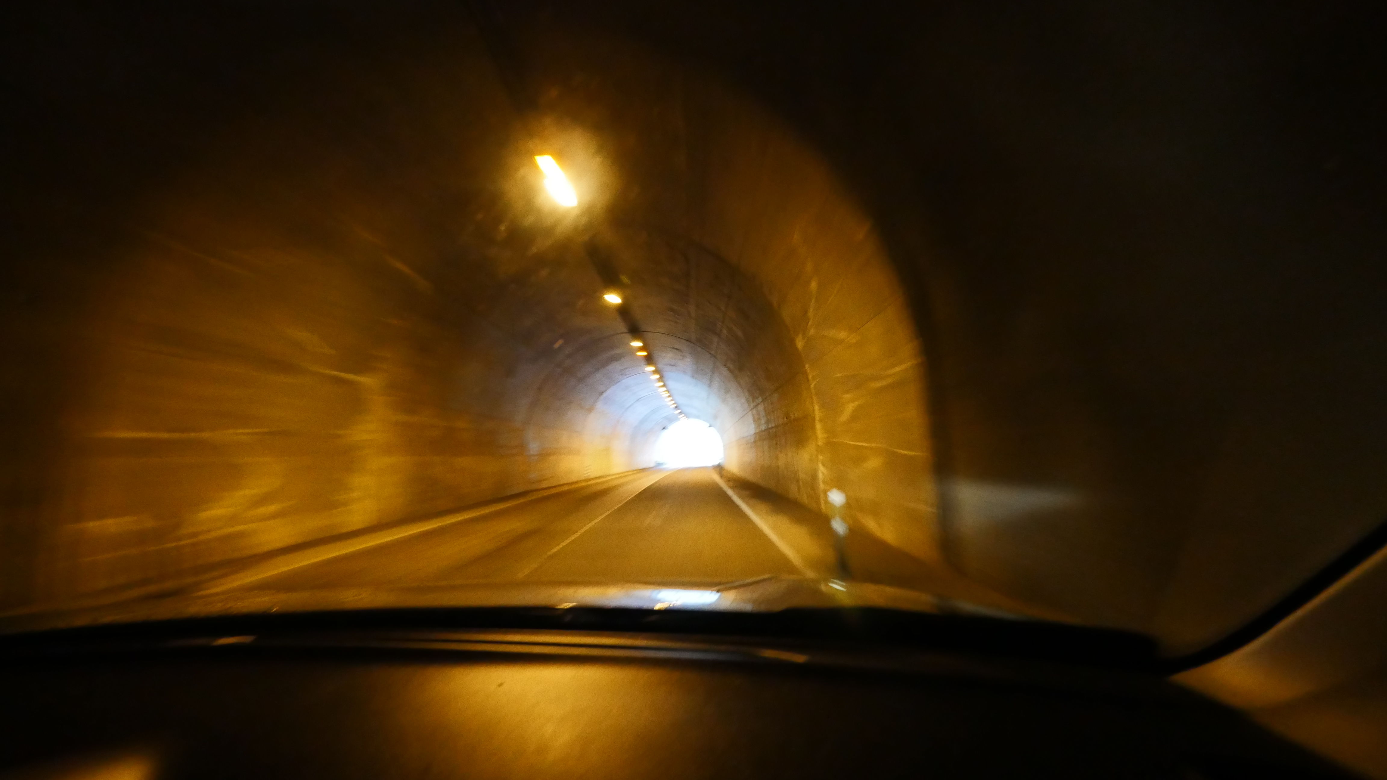 一起去世界的尽头流浪 冰岛历险记（中）