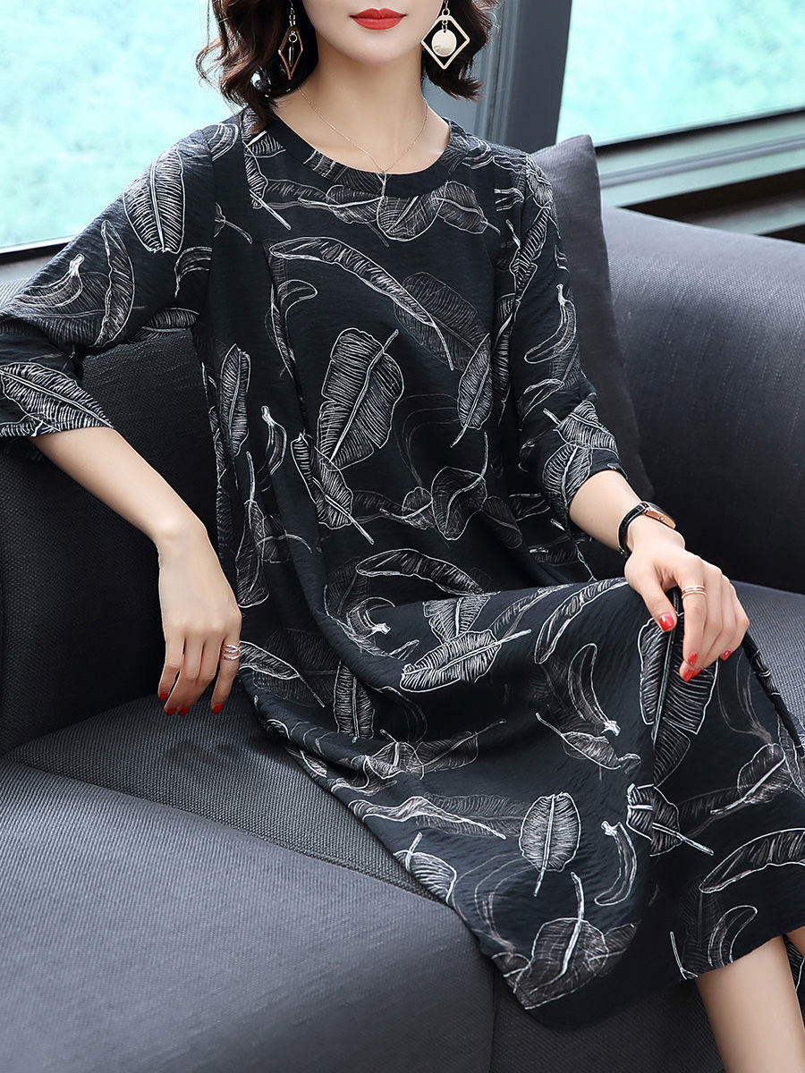 奔四因为连衣裙而焕发新风尚，用简奢发现品位生活中的小亮点