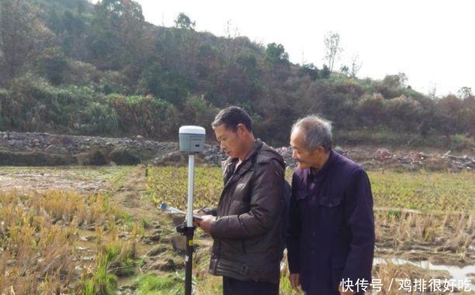这个本本价值40万，只有农村人能办，但很多农村人却不去办理